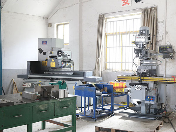 Milling machine grinder